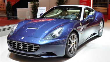 Ferrari показал обновленную California в Женеве