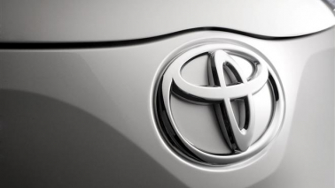 Toyota остановит работу заводов, собирающих автомобили
