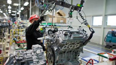 Toyota пообещала восстановить свое производство в начале лета